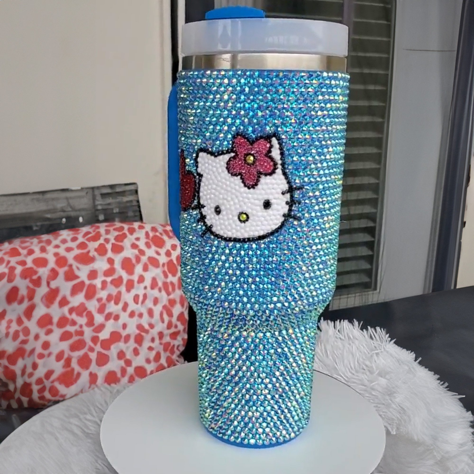 Rhinestone Bling Hello Kitty Cartoon Custom Stanley Cup 40 oz 30 oz Tumbler With Handle