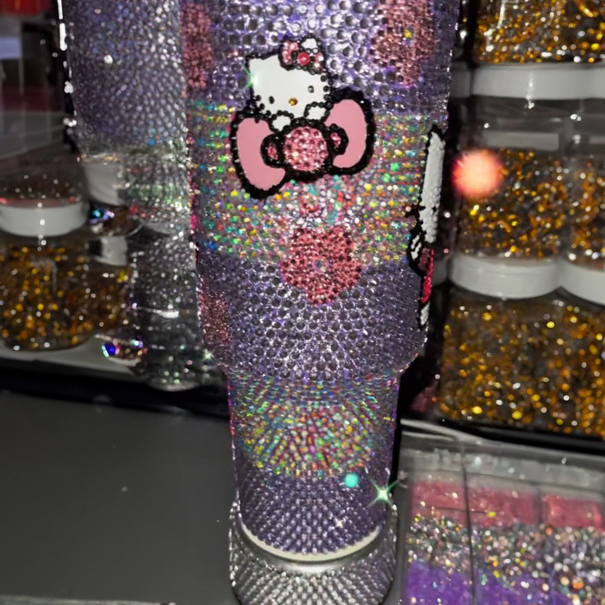 Rhinestone Bling Hello Kitty Cartoon Custom Stanley Cup 40 oz 30 oz Tumbler With Handle