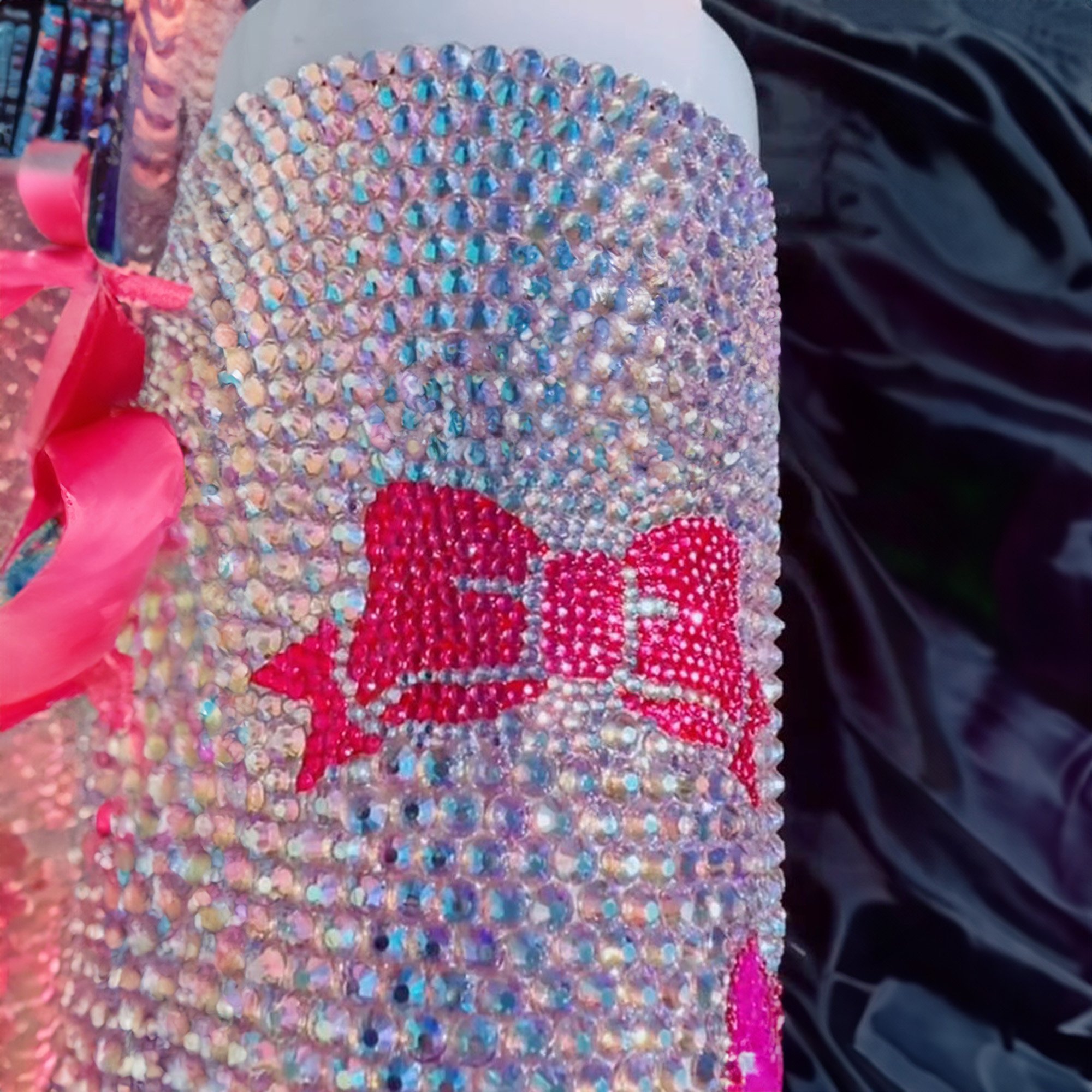Rhinestone Bling Hello Kitty Cartoon Custom Stanley Cup 40 oz 30 oz Tumbler With Handle