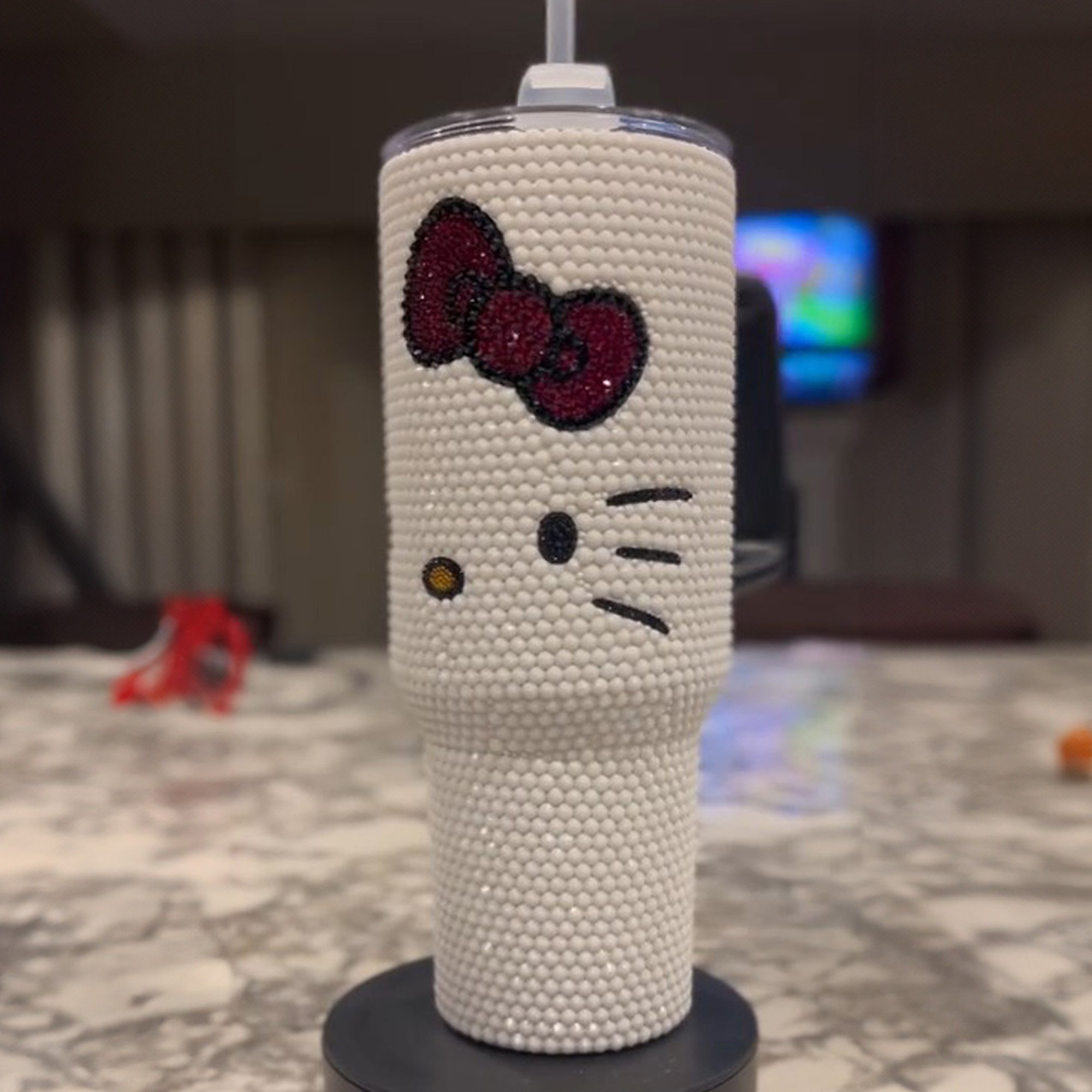 Rhinestone Bling Hello Kitty Cartoon Custom Stanley Cup 40 oz 30 oz Tumbler With Handle