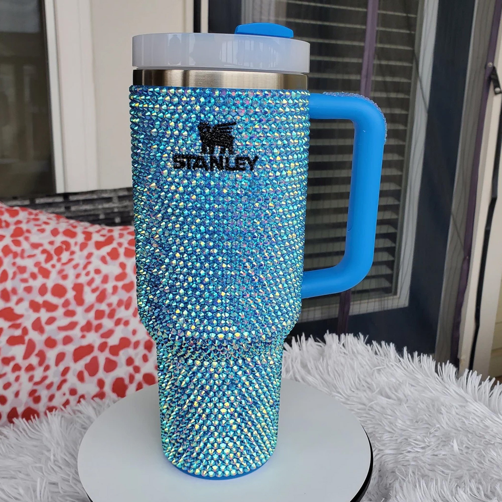 Rhinestone Bling Hello Kitty Cartoon Custom Stanley Cup 40 oz 30 oz Tumbler With Handle