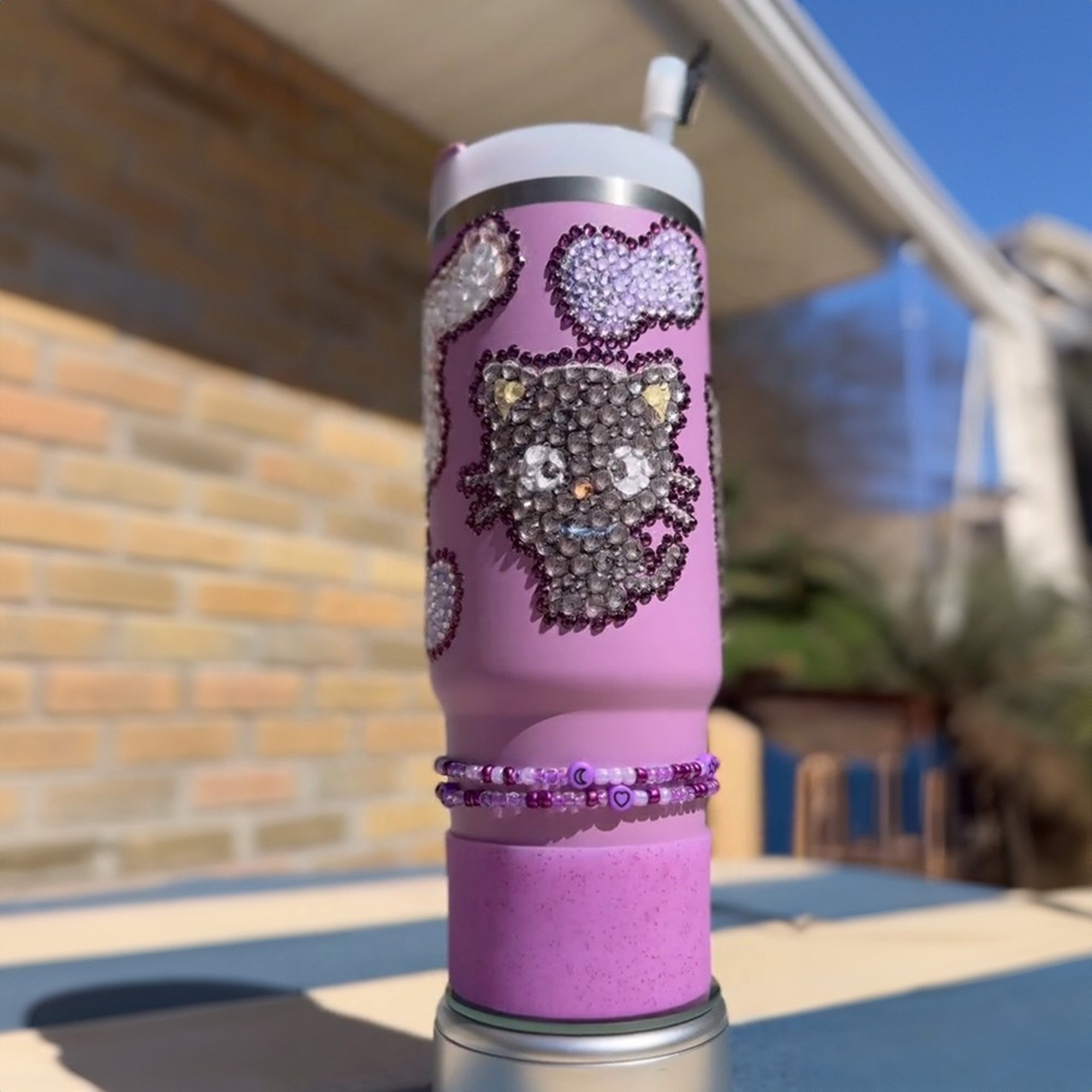 Rhinestone Bling Hello Kitty Cartoon Custom Stanley Cup 40 oz 30 oz Tumbler With Handle