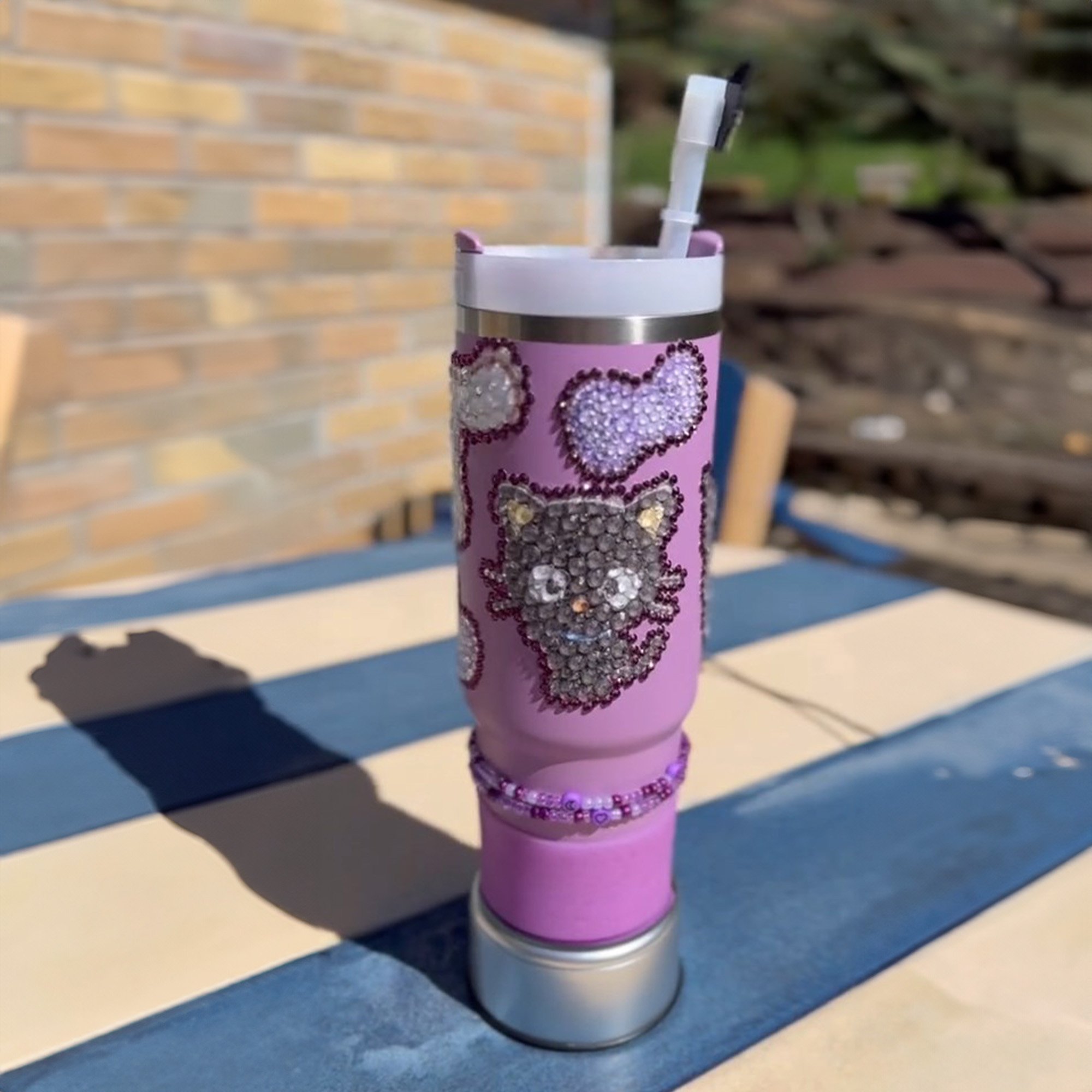 Rhinestone Bling Hello Kitty Cartoon Custom Stanley Cup 40 oz 30 oz Tumbler With Handle