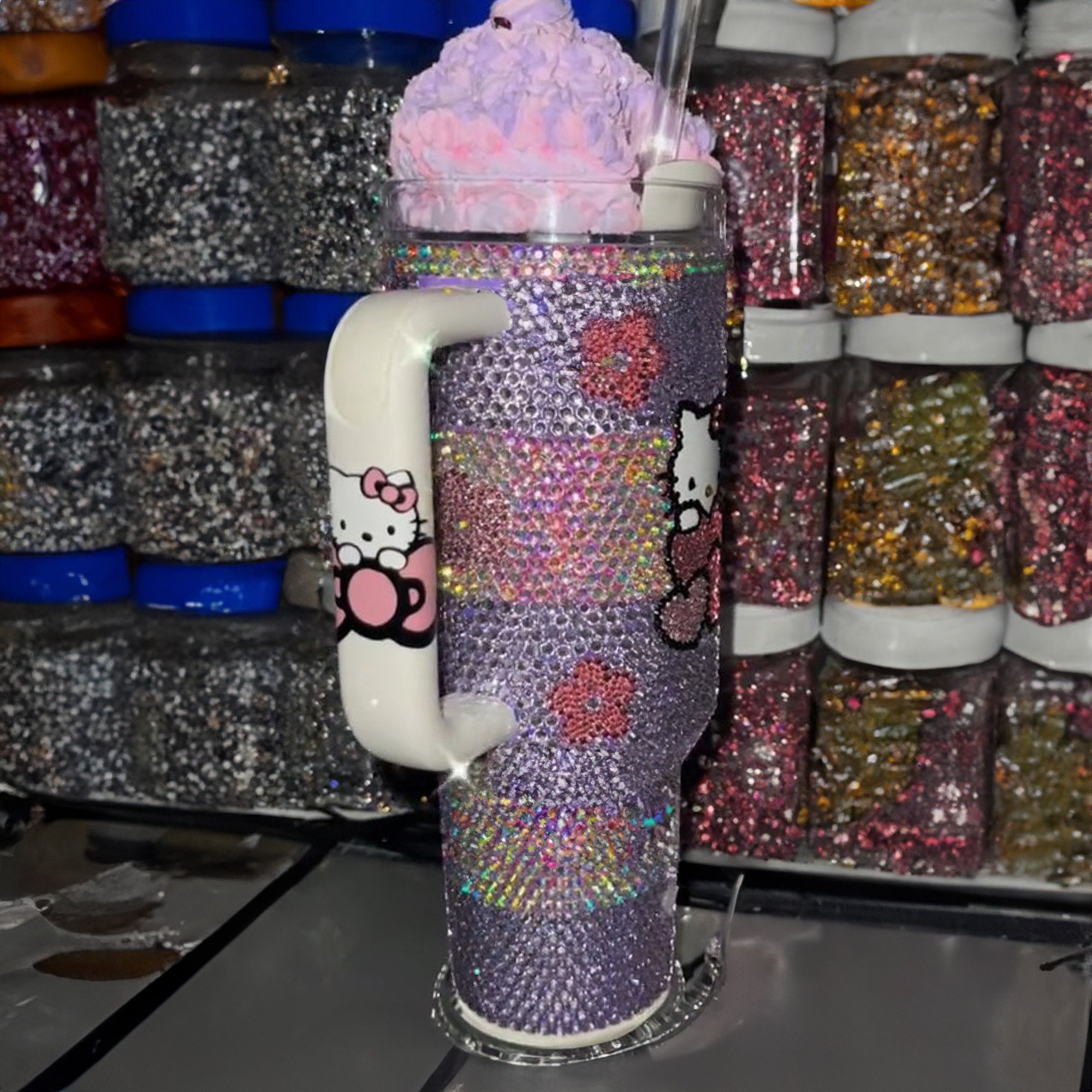 Rhinestone Bling Hello Kitty Cartoon Custom Stanley Cup 40 oz 30 oz Tumbler With Handle
