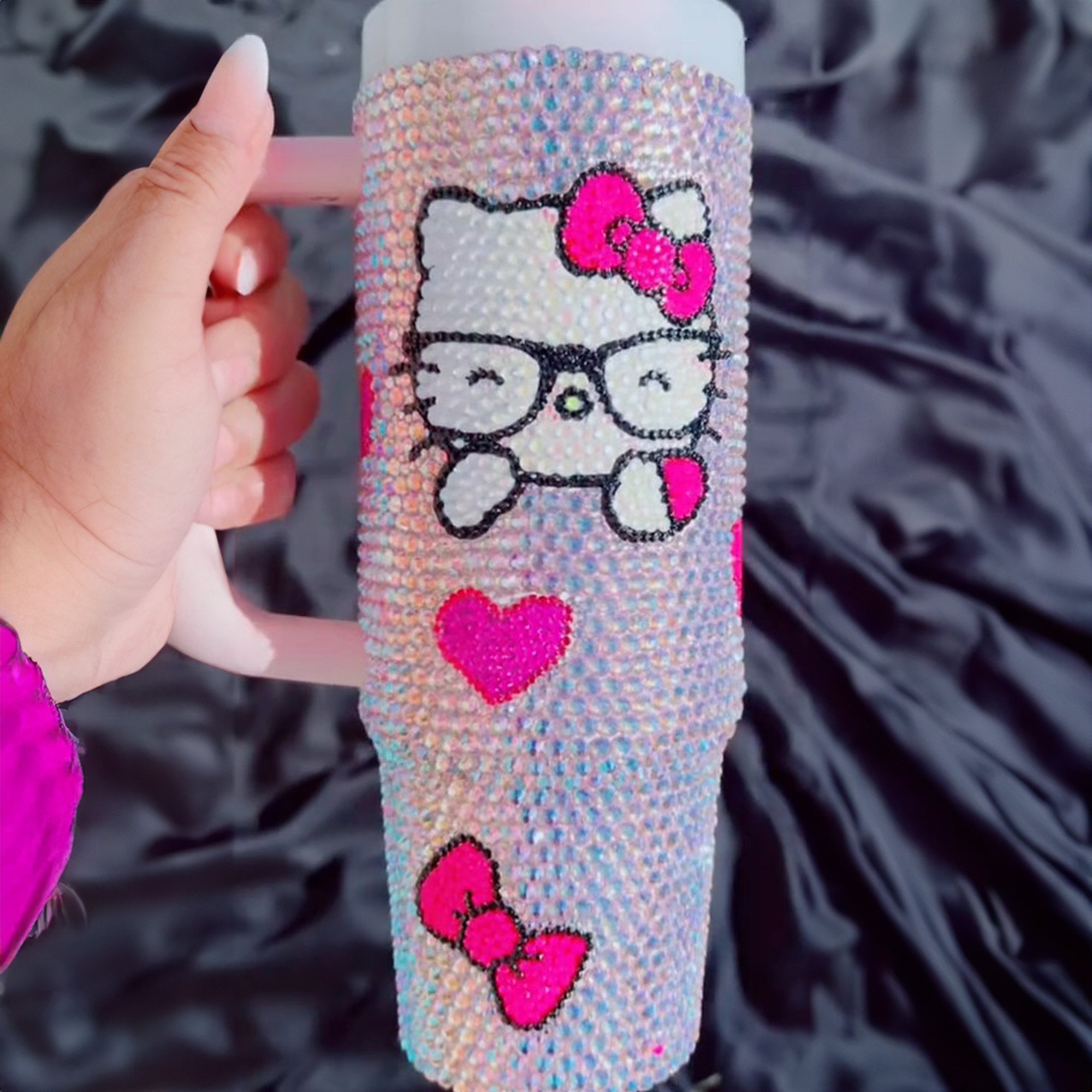 Rhinestone Bling Hello Kitty Cartoon Custom Stanley Cup 40 oz 30 oz Tumbler With Handle