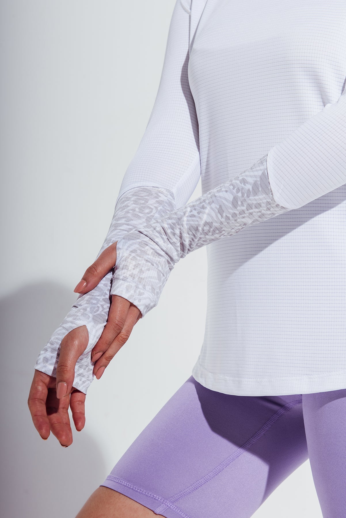 White Basic Gym Sport Workout Long Sleeve T-Shirt