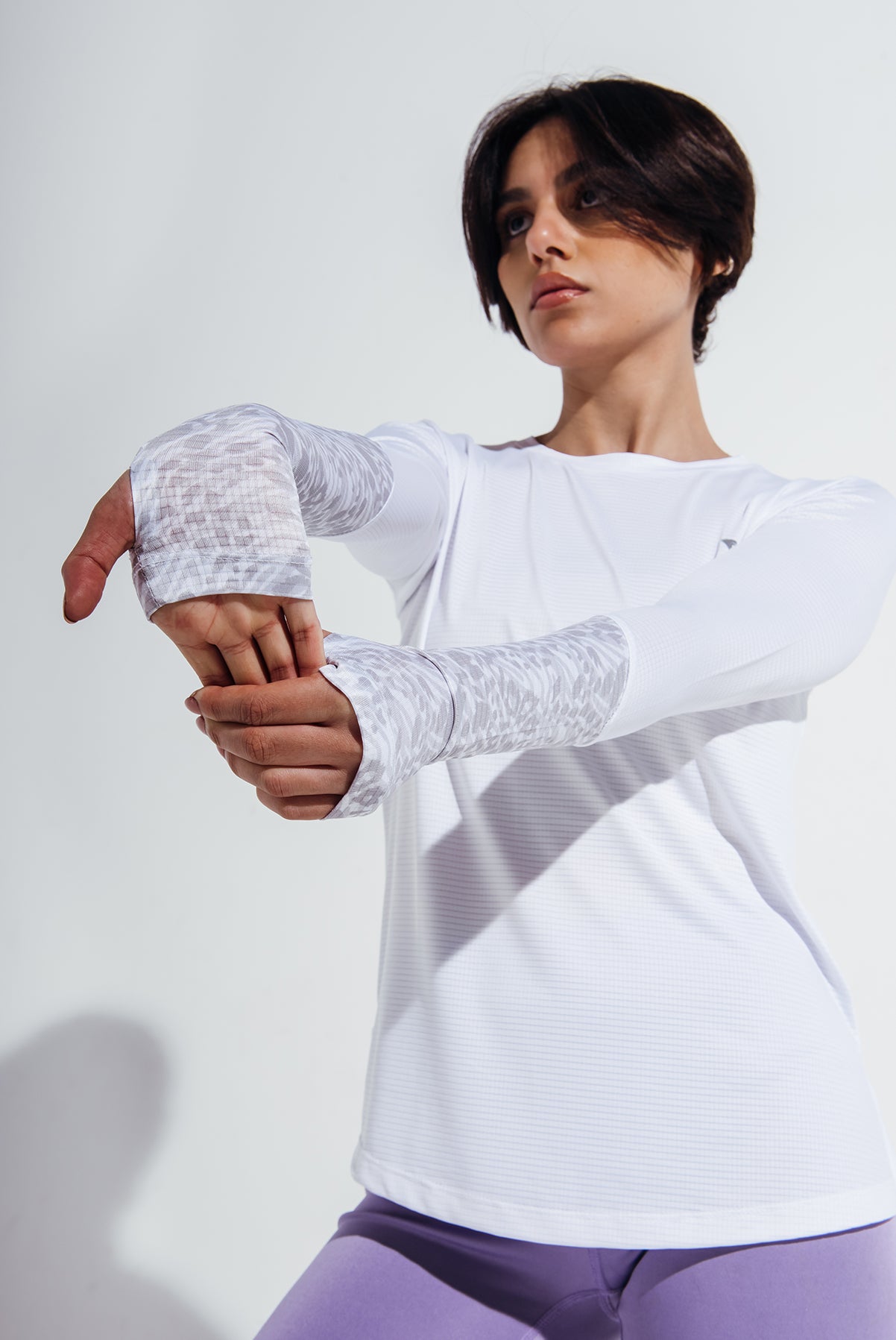 White Basic Gym Sport Workout Long Sleeve T-Shirt