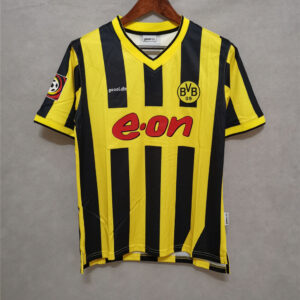 Borussia Dortmund Home Jersey Yellow 2001/02