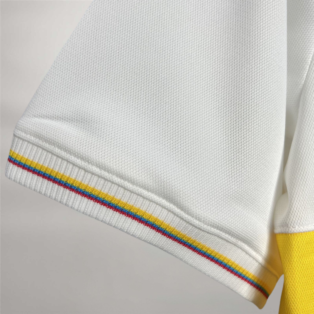 Fascia_tricolore_Colombia_su_maglia_home_anniversario_dettaglio.png