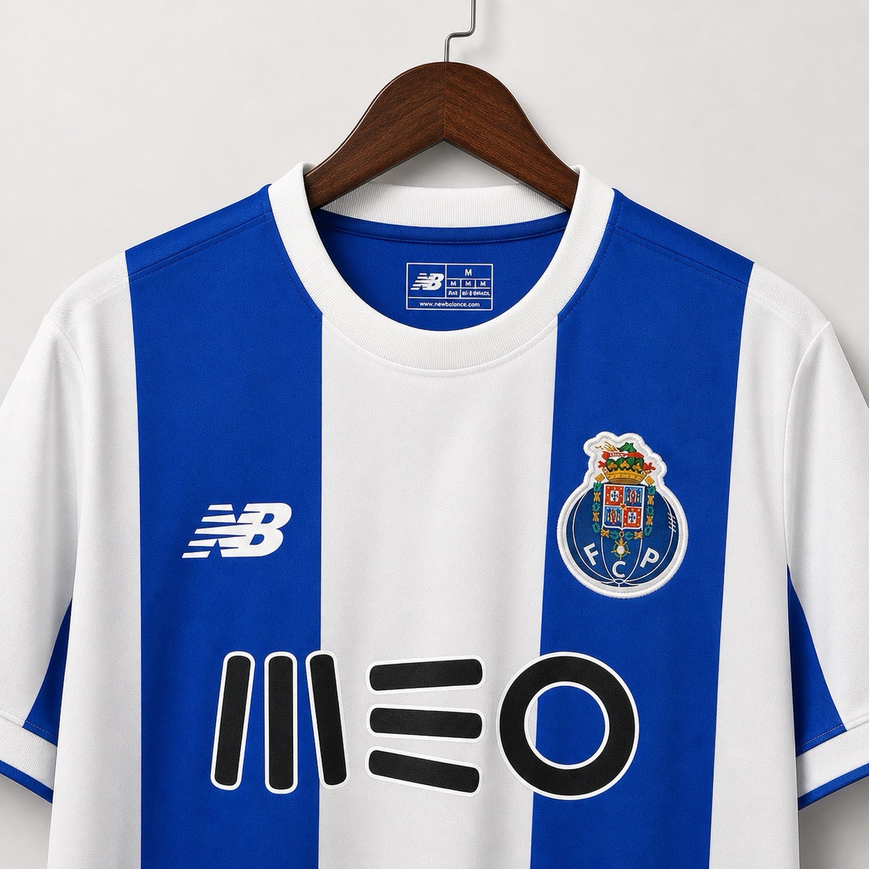 Front.Porto_.Zoom1Large.jpg