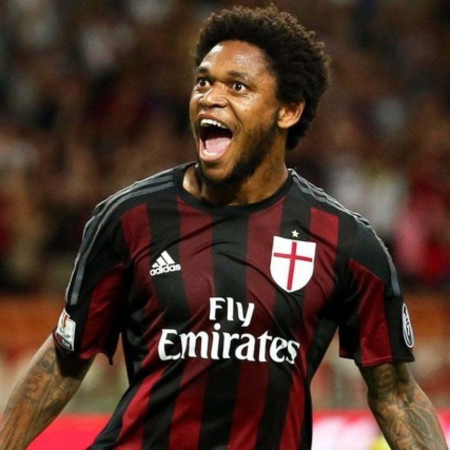 Giocatore_Milan_home_2015_16_design_storico_rossonero.jpg