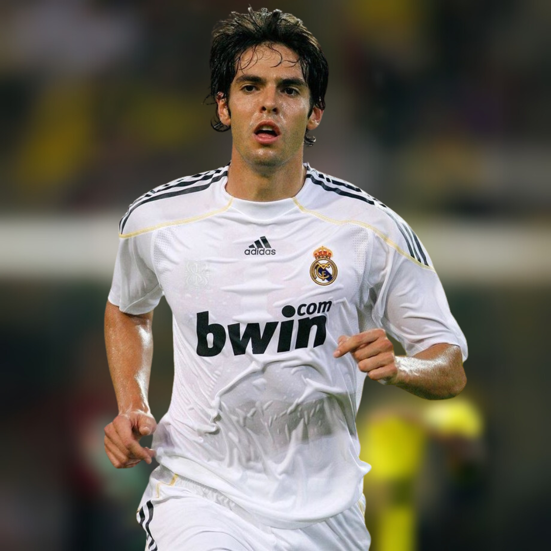 KAKA_Real_Madrid_2009_10_con_maglia_home_bianca_65fce66c-edd8-4c37-9a3f-9cfaf6c4d575.png