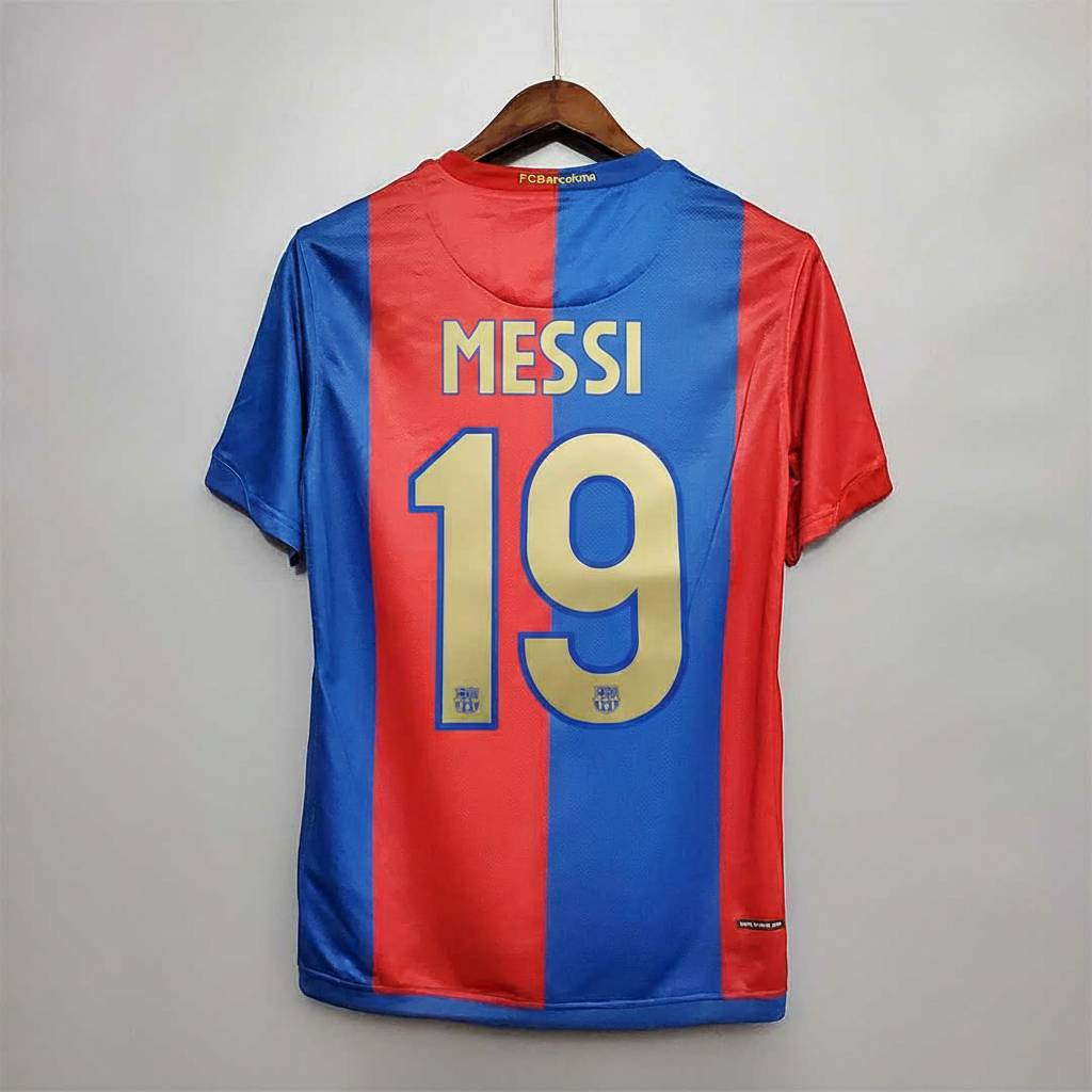 Maglia_Barcellona_Home_2006_07_Messi_numero_19_retro_blaugrana.jpg