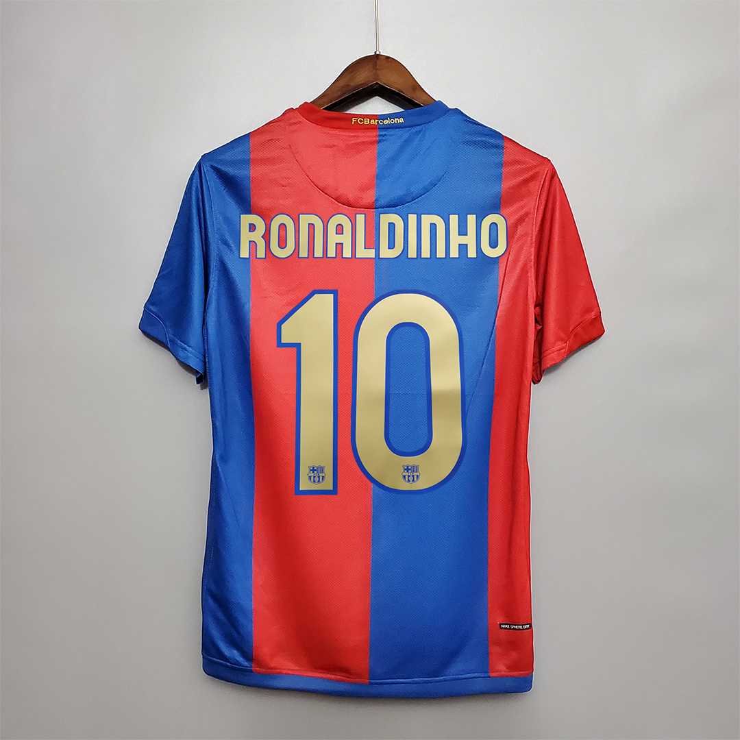 Maglia_Barcellona_Home_2006_07_Ronaldinho_numero_10_retro_blaugrana_c1e35828-685d-41d0-a3d3-3872e6f6697e.jpg