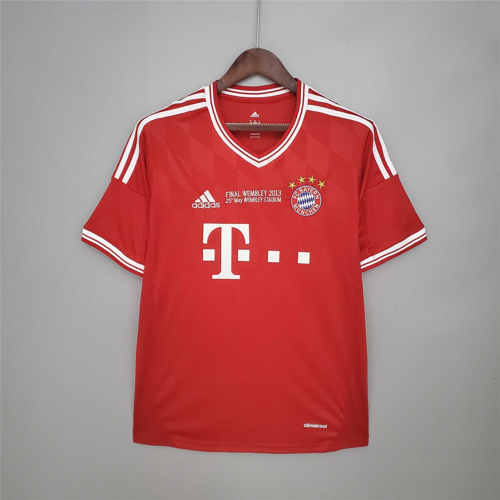 Maglia_Bayern_Monaco_Final_UCL_2013_14_vista_frontale.jpg