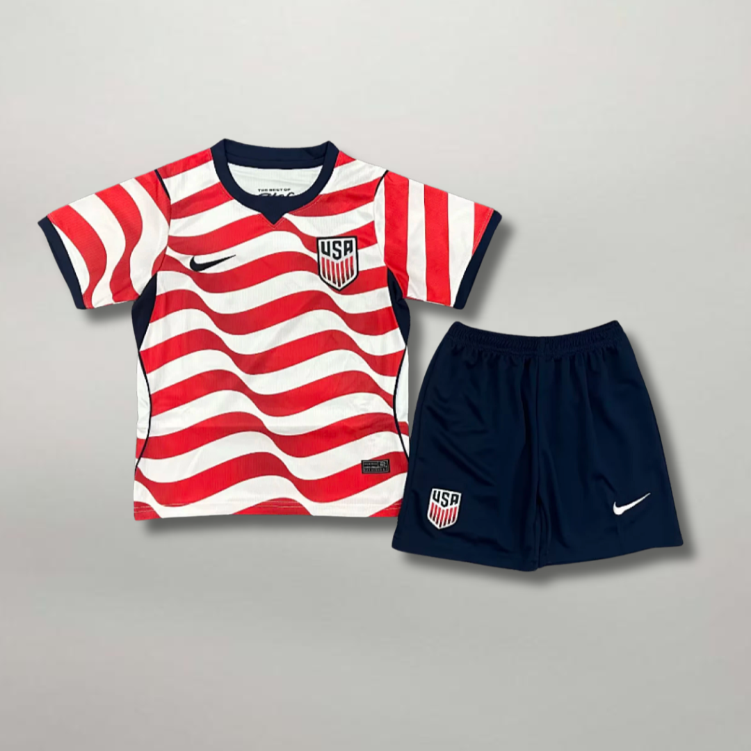 Maglia_USA_Home_Bambino_2026_bianca_Nike_con_onde_rosse_Stars_and_Stripes.png