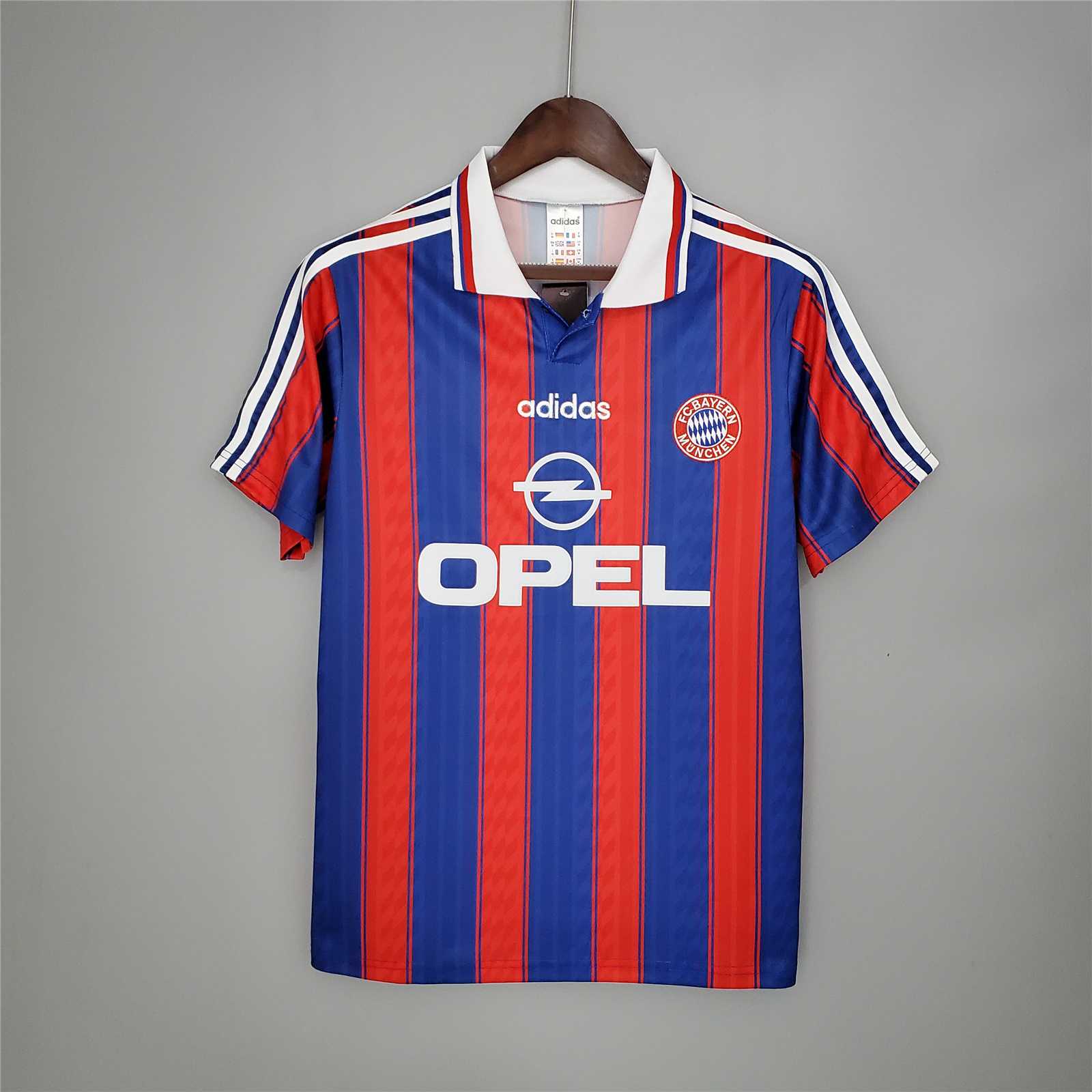 Maglia_home_Bayern_Monaco_1995_96_vintage_vista_frontale.jpg