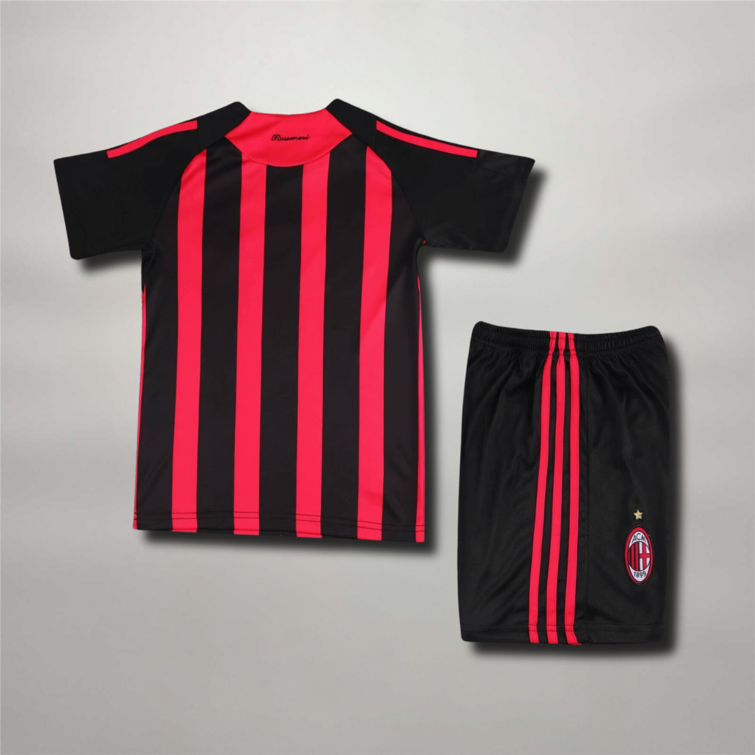 Milan08-092.png