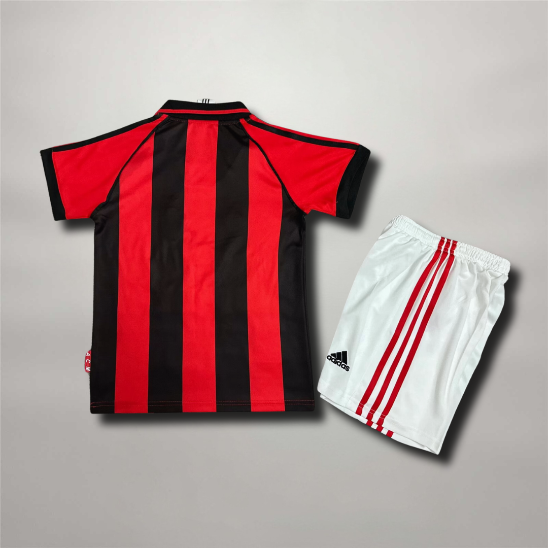 Milan96-972.png