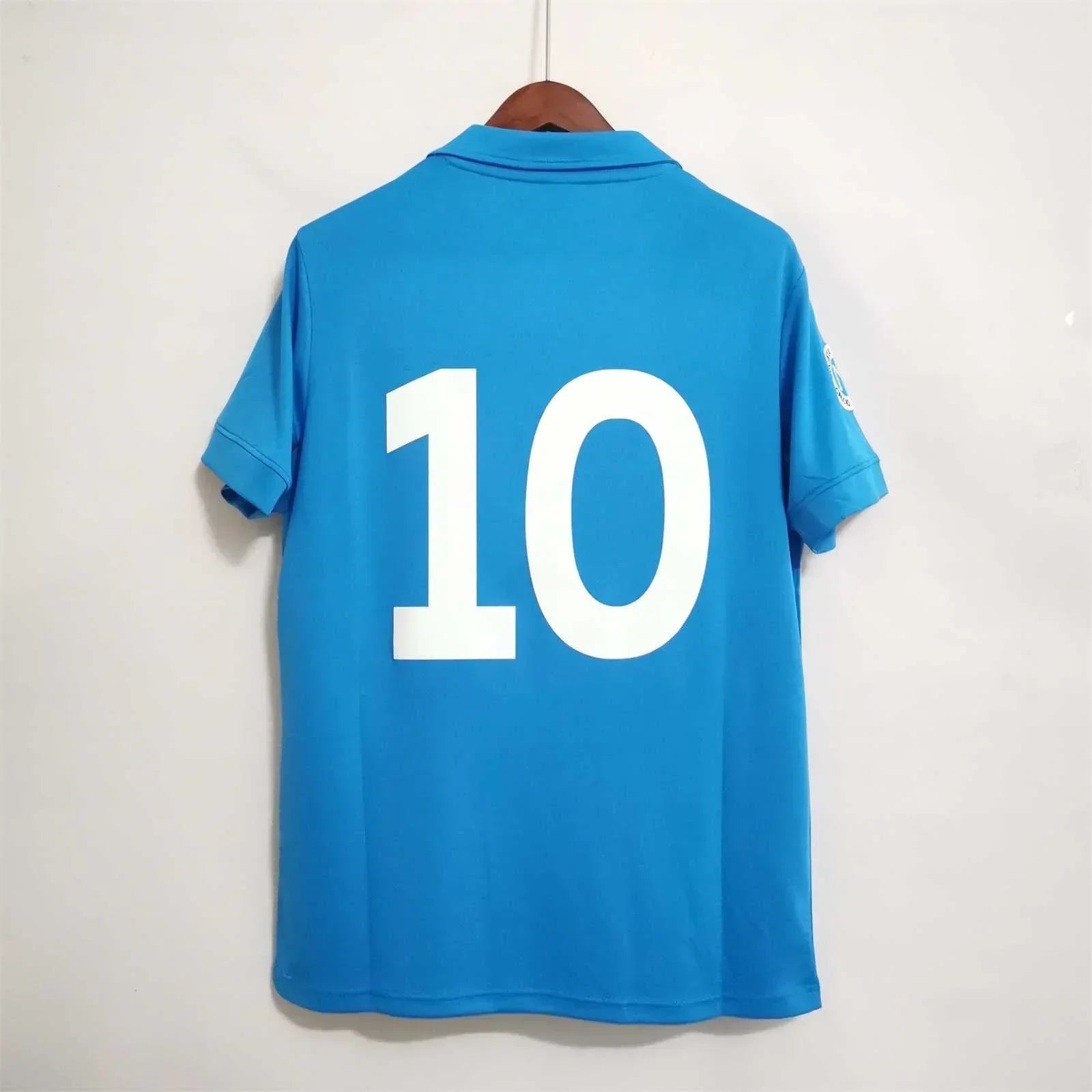 NAPOLIHOME87-88MARADONA.jpg