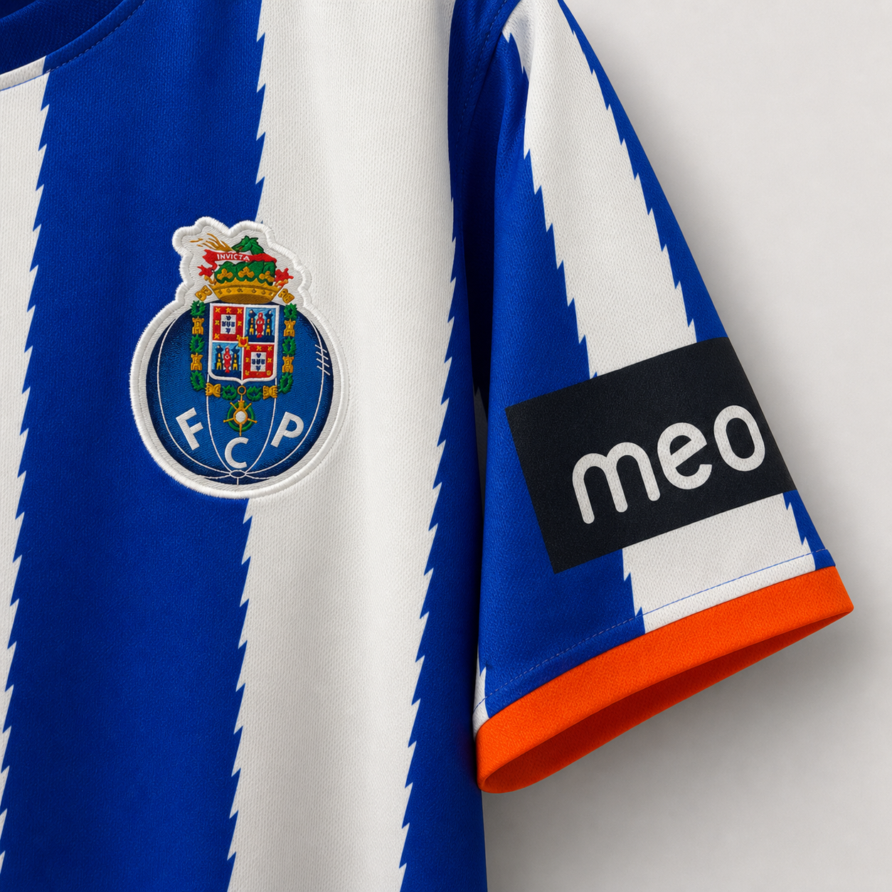 Porto.Sleeve1.png