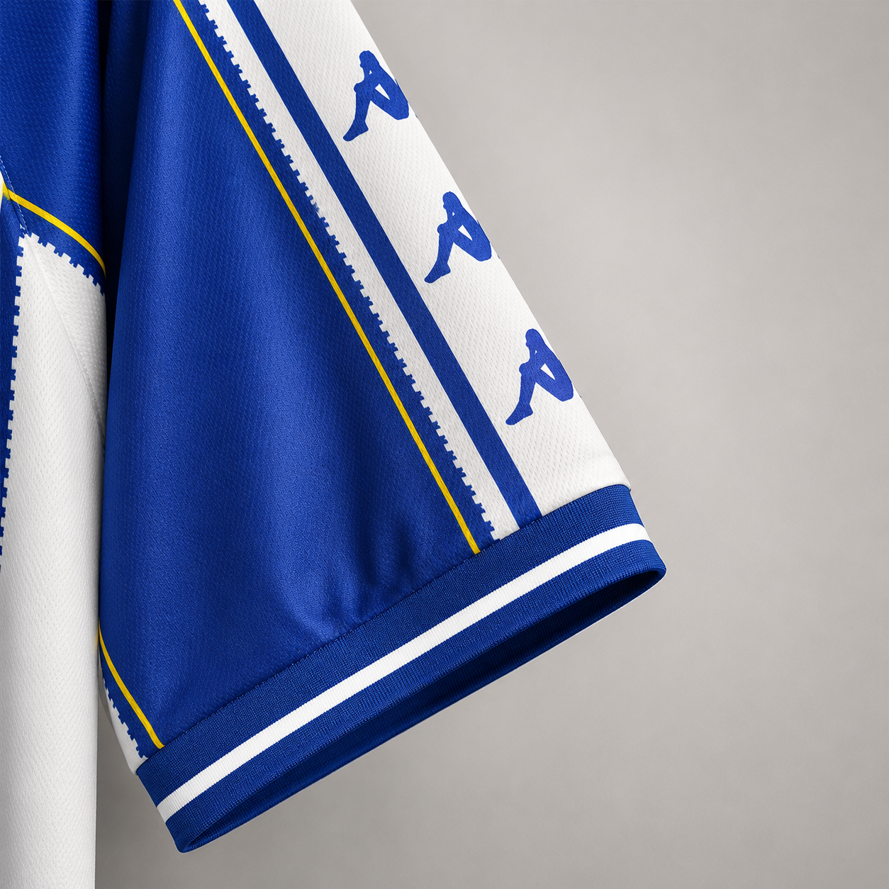 Porto_Sleeve_Design.png