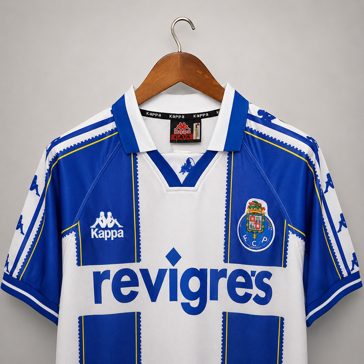Porto_front_Maximize.png