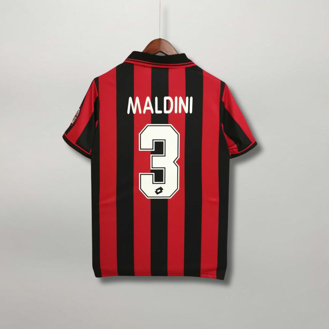 Retro_maglia_Milan_1996_97_con_numero_3_stile_calcio_anni_90.png