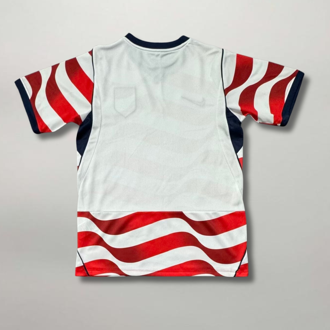 Retro_maglia_USA_Home_2026_off-white_stile_World_Cup_host_nation.png
