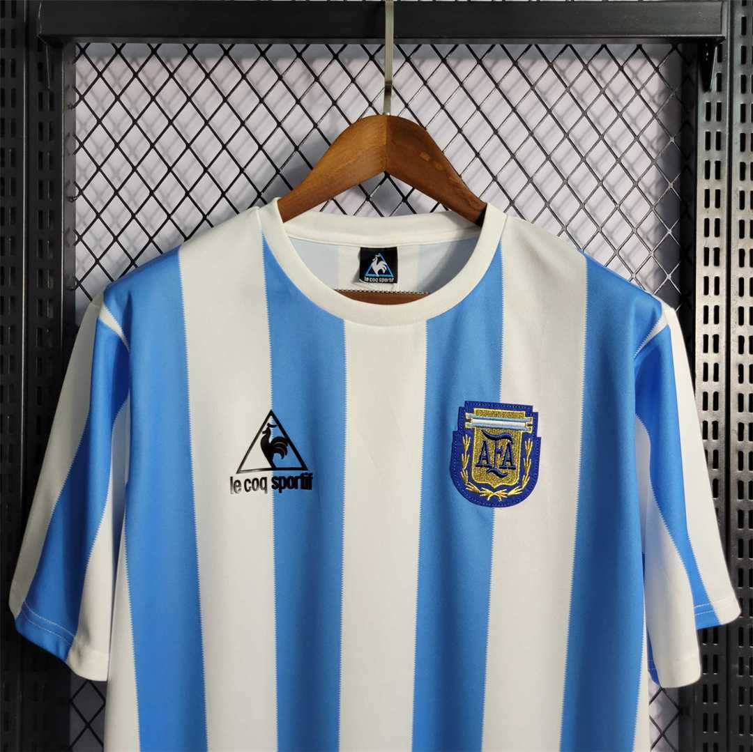 argentina-maglia-home-1986-vittoria-mondiali-698623_b45e04a1-08ec-406a-a492-8e0f2d1b1fc6.jpg