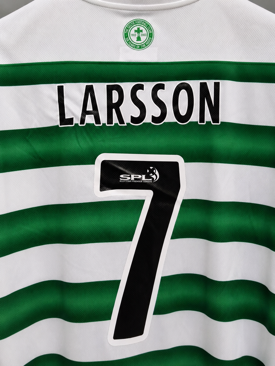 back-celtic-design.png