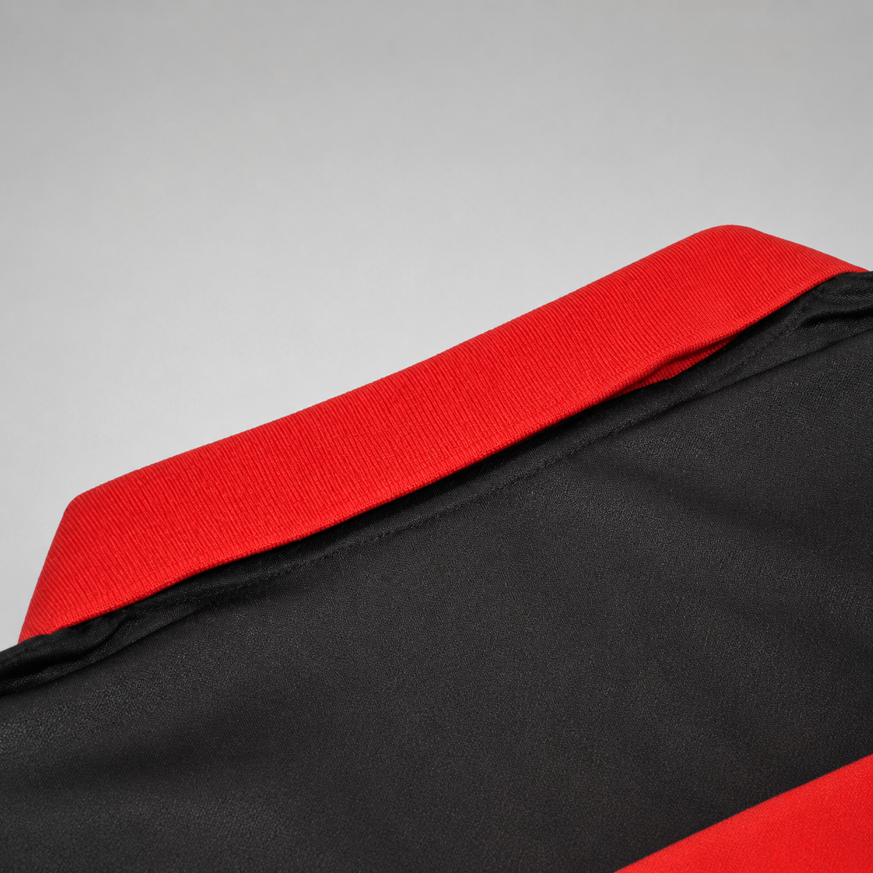 back-collar-zoom124.png