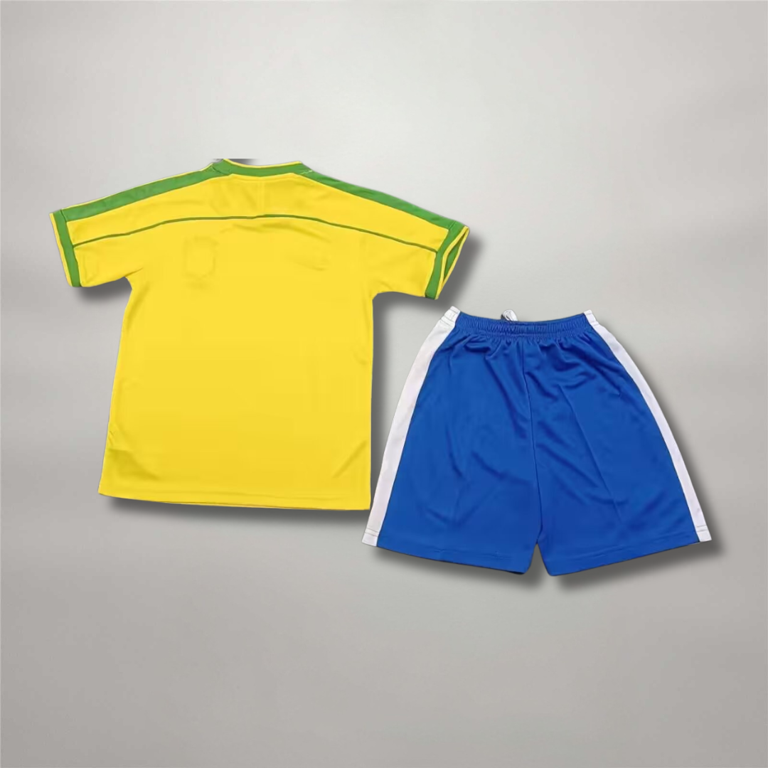 bambino_1_635a90c9-c66d-45c2-89ba-c6b8a3117923.png