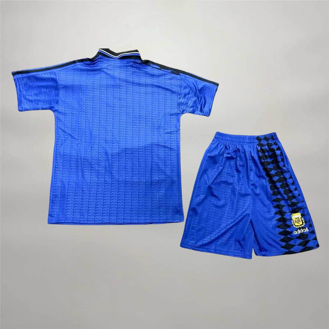 bambino_5_f67580ff-79a0-4364-973e-dbf870128130