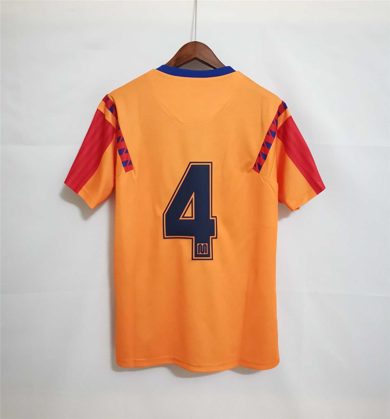 barcellona-maglia-away-199192-518601.jpg
