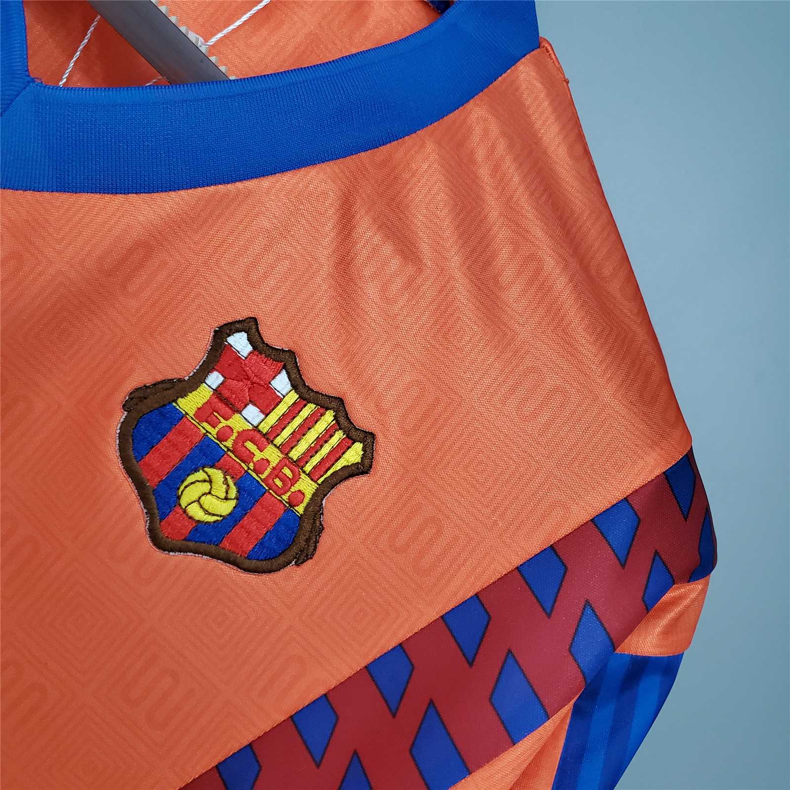 barcellona-maglia-away-199192-694316.jpg