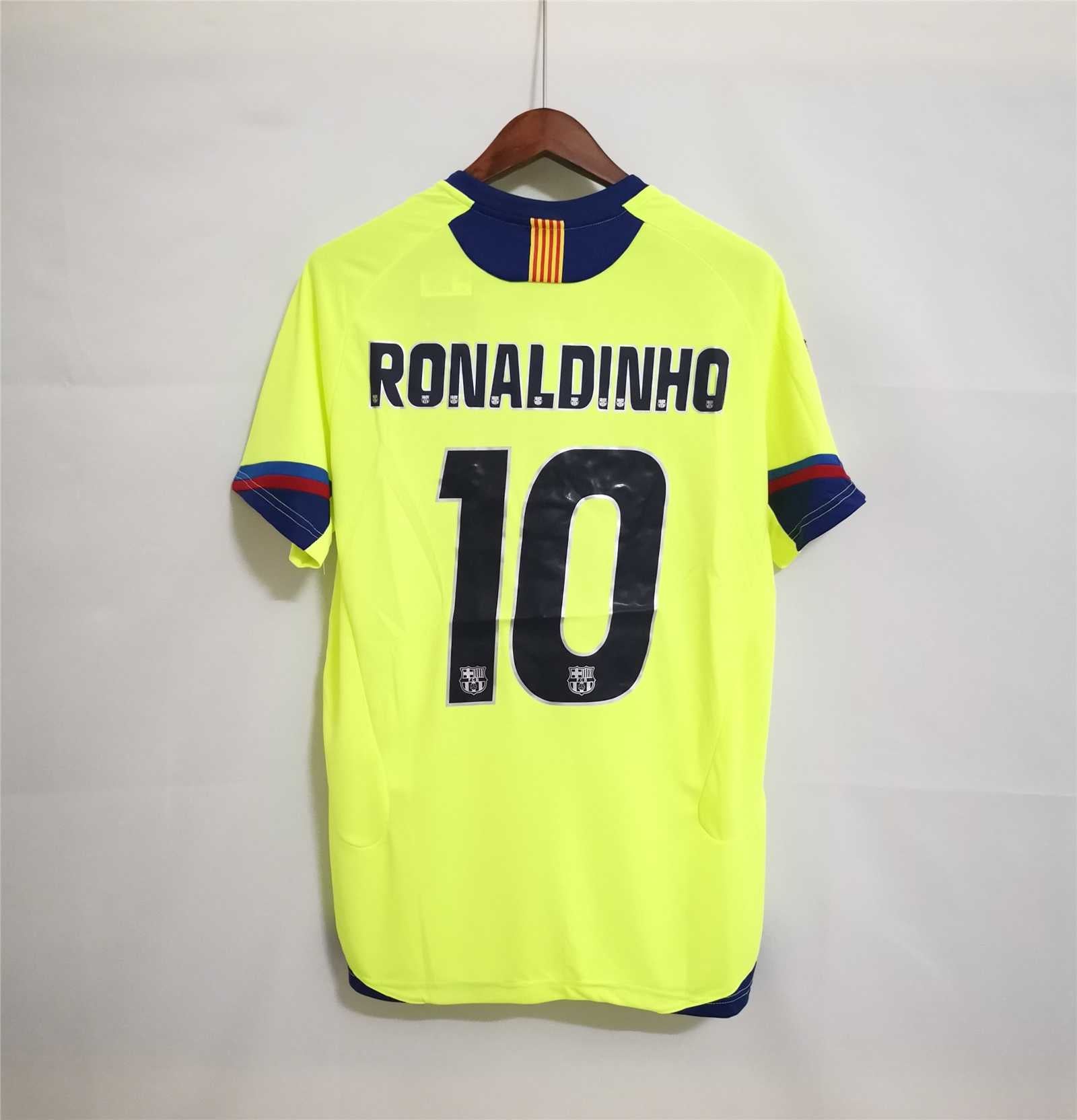 barcellona-maglia-away-200506-251747_dc140f90-4158-4eac-ae51-469b2b3ea620.jpg