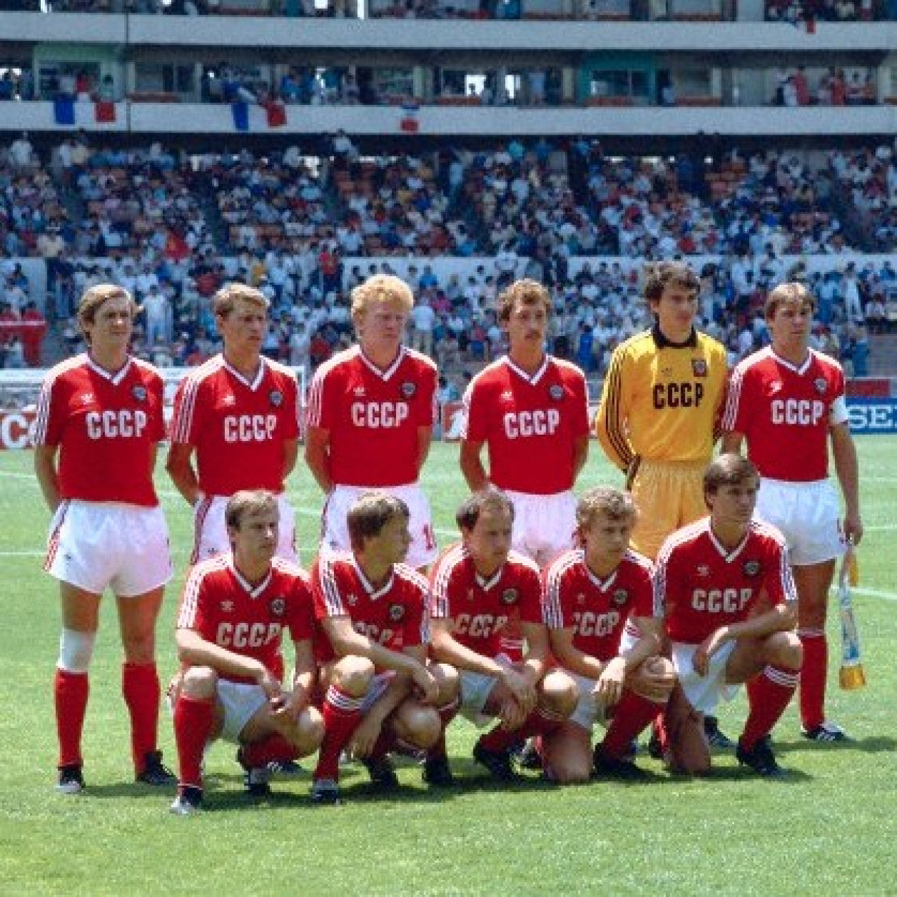 cccp86hwcfpyss_cccp_soviet_union_1986_example_retrofootball.jpg