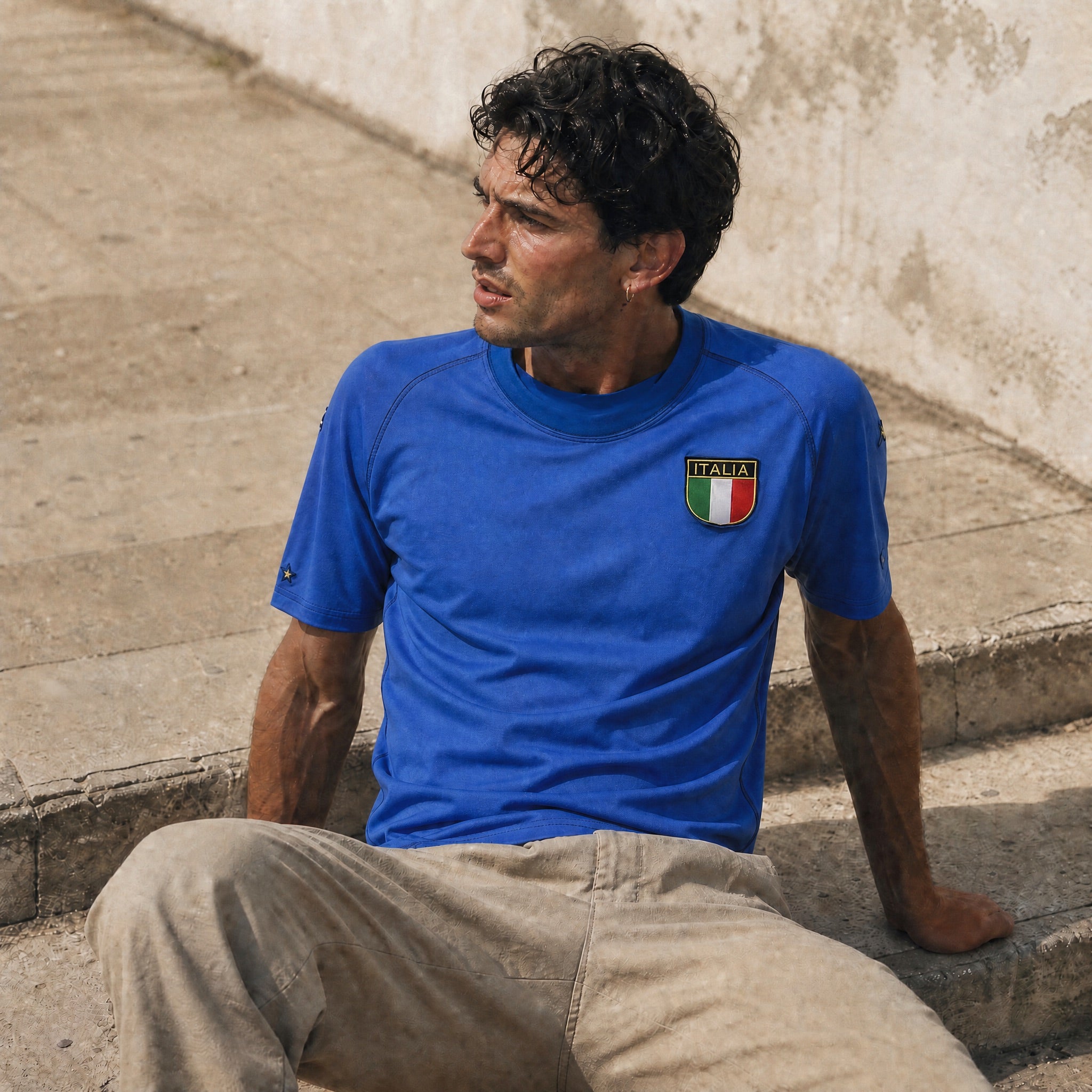 ItaliaMagliaHomeBlue2000_01Mdl_3488f723-a336-48d0-b034-fae4af038fb4.jpg